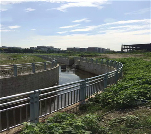 深圳不锈钢复合管河道景观护栏